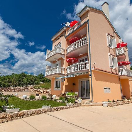יאדראנובו Apartments Villa Americana מראה חיצוני תמונה